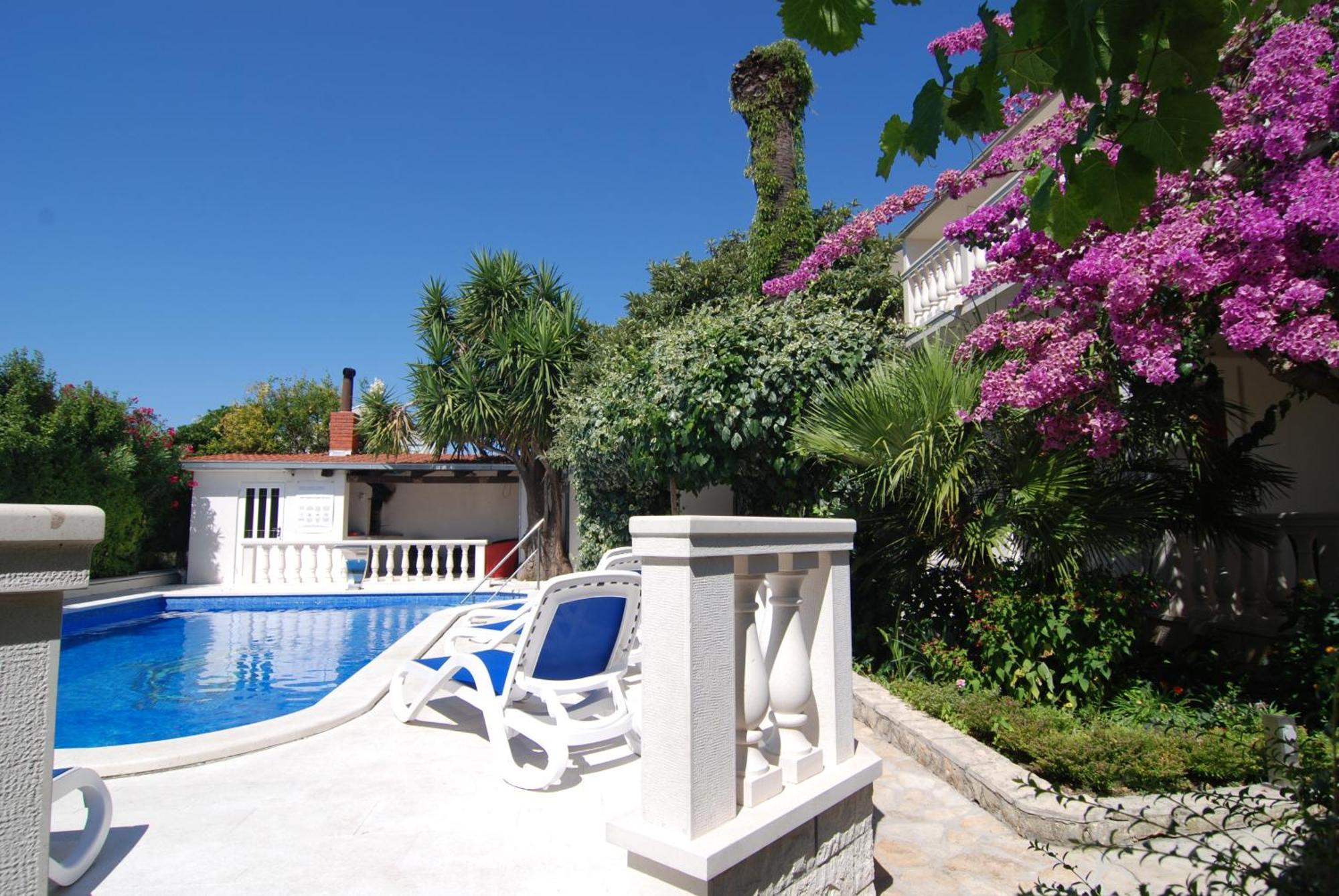 Villa Aspalathos Kastela Exterior photo